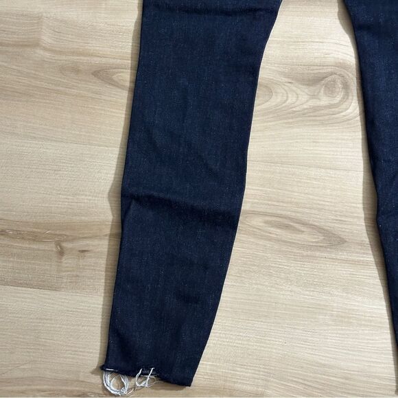 MOTHER Looker High-Rise Skinny‎ Jean Size 26 Frayed Ankle Dark Wash - Picture 8 of 11
